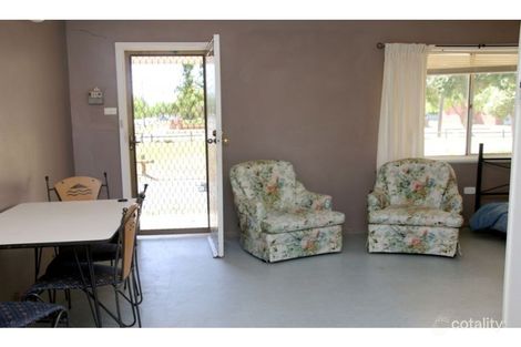 4/1-3 Matthews St, Lockhart, NSW 2656