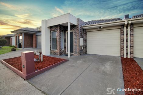 Property photo of 21 Travers Street Craigieburn VIC 3064