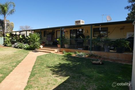 Property photo of 13 Cavalier Crescent Boulder WA 6432