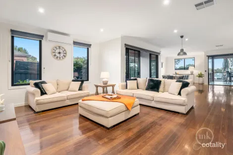 Property photo of 6 Nash Grove Doreen VIC 3754