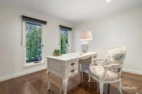 Property photo of 6 Nash Grove Doreen VIC 3754