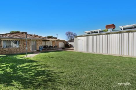Property photo of 16 Raven Court West Wodonga VIC 3690