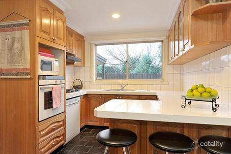 Property photo of 2/144 Beverley Street Doncaster East VIC 3109