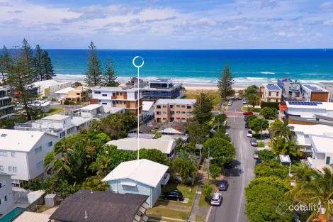 Property photo of 13 Ocean Street Mermaid Beach QLD 4218