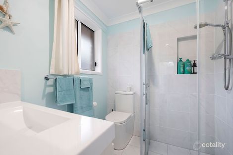 Property photo of 10 Bermagui Place Glenning Valley NSW 2261