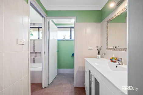 Property photo of 1A Lee Road Winmalee NSW 2777