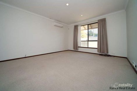 Property photo of 1 Shell Court Beldon WA 6027
