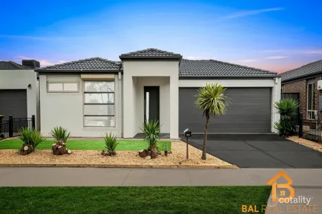 Property photo of 45 Cottesloe Boulevard Tarneit VIC 3029