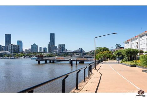 17/6 Merthyr Rd, New Farm, QLD 4005