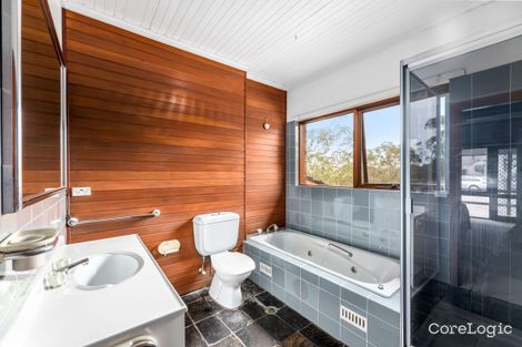 Property photo of 46 Jervis Drive Illawong NSW 2234