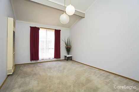Property photo of 4/35-37 Bartlett Crescent Hoppers Crossing VIC 3029