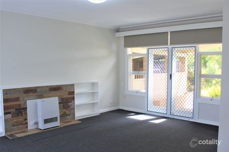 Property photo of 3 McNeilly Road Drouin VIC 3818