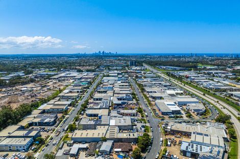 4/4 Hutchinson St, Burleigh Heads, QLD 4220