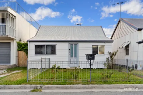 90 ALMA LANE, ROCKHAMPTON CITY, QLD 4700