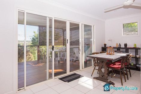Property photo of 10 Copmanhurst Place Sumner QLD 4074