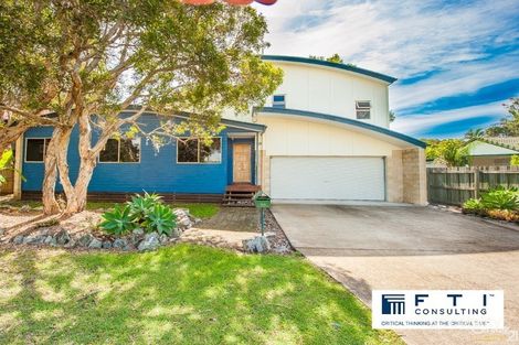 50 Kawanna St, Mudjimba, QLD 4564
