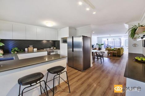 Property photo of 21 Windich Place Leederville WA 6007