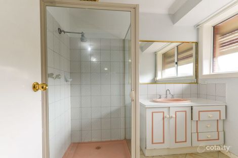 Property photo of 6 Dotterel Court Werribee VIC 3030