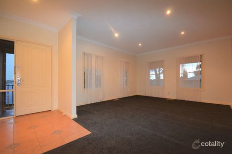 Property photo of 2/9 Derby Grove Flora Hill VIC 3550