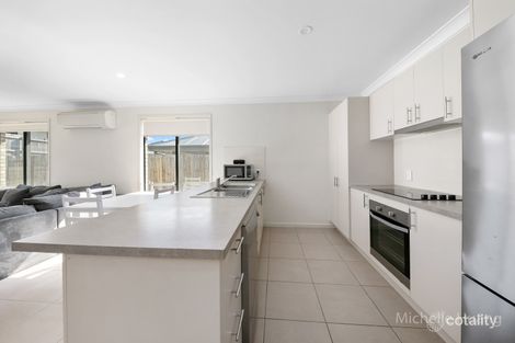 Property photo of 22 Chaka Street Hillcrest QLD 4118