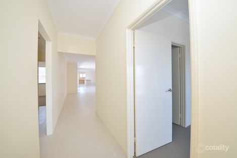 Property photo of 6 Saunton Way Ridgewood WA 6030