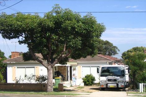 18 Edgar St, Yagoona, NSW 2199