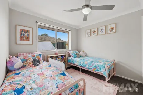 Property photo of 55 Geneva Crescent Lake Albert NSW 2650