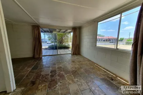 Property photo of 47 Sirius Street Clermont QLD 4721