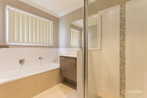 Property photo of 84 Maynard Street Woolloongabba QLD 4102