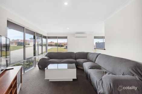 Property photo of 8 Lagoon Place Beldon WA 6027