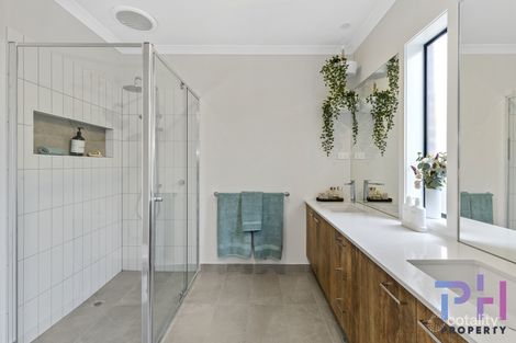 36 Topaz Ave, White Hills, VIC 3550