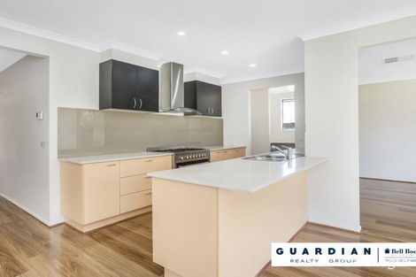Property photo of 32 Stanford Street Cranbourne West VIC 3977