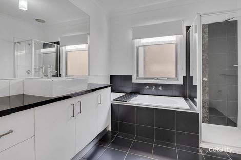 Property photo of 8 Grattan Cove Craigieburn VIC 3064