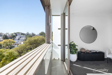Property photo of 4404/6-8 Alexandra Drive Camperdown NSW 2050
