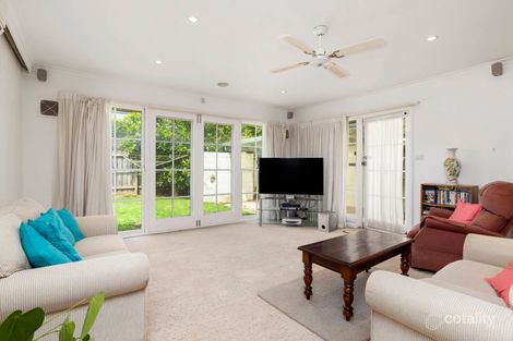 Property photo of 26 Riddle Street Bentleigh VIC 3204