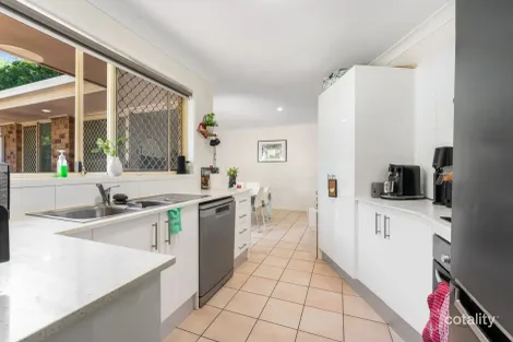 Property photo of 30 Capricorn Drive Pacific Pines QLD 4211