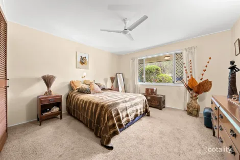Property photo of 5 Starcross Street Macgregor QLD 4109