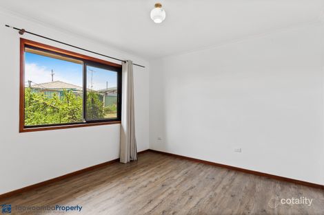 Property photo of 30 Charnley Street Kearneys Spring QLD 4350