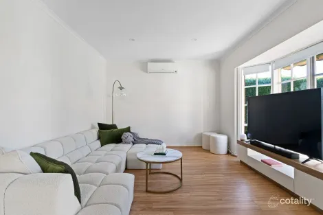 Property photo of 2/125 Tunstall Road Donvale VIC 3111