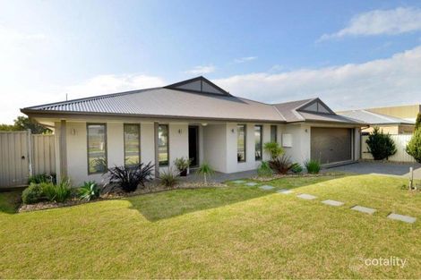 17-18 Gibson Gr, St Leonards, VIC 3223