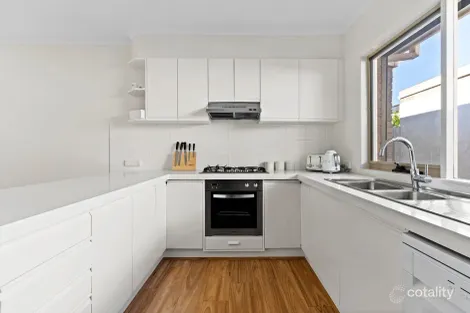 Property photo of 2/125 Tunstall Road Donvale VIC 3111