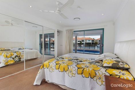 Property photo of 11 Chesterfield Place Runaway Bay QLD 4216