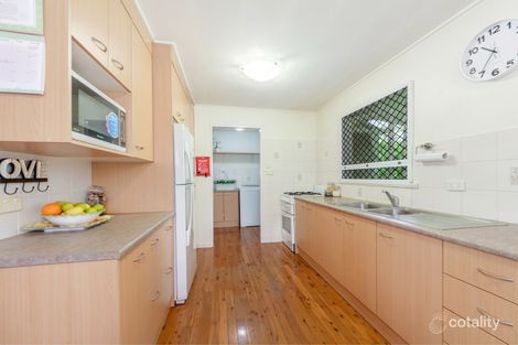 Property photo of 20 Holdsworth Road North Ipswich QLD 4305