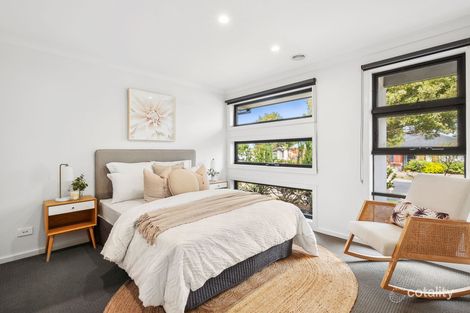 Property photo of 29 Golden Wattle Drive Mount Duneed VIC 3217