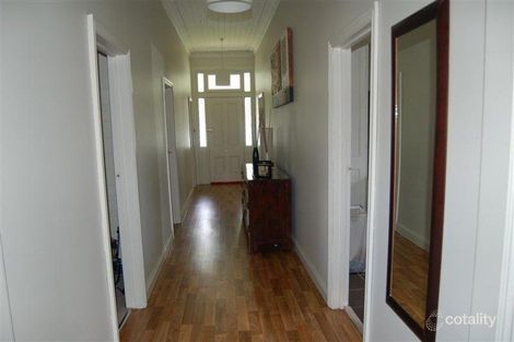 Property photo of 33 Malcolm Street Mansfield VIC 3722