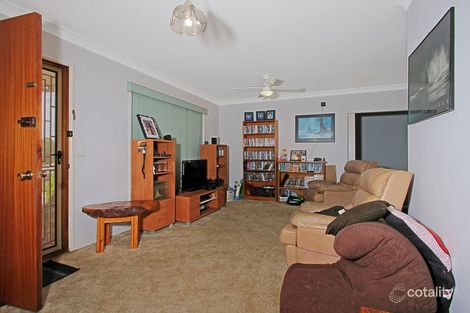 Property photo of 18 Blaxland Crescent Sunshine Bay NSW 2536