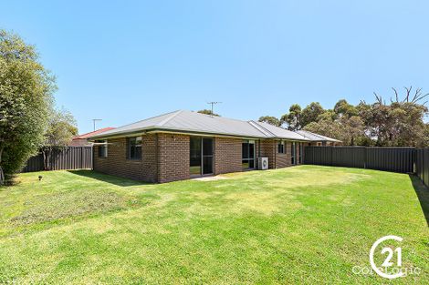 Property photo of 14 Chestnut Chase Pakenham VIC 3810