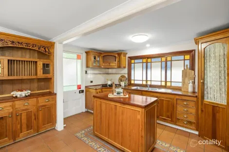 Property photo of 15 Lockhart Street Woolloongabba QLD 4102