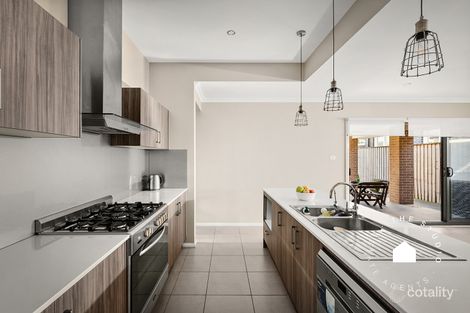 Property photo of 11 Springbrook Boulevard North Kellyville NSW 2155