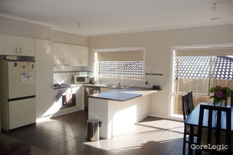Property photo of 25 Palm Square Drouin VIC 3818